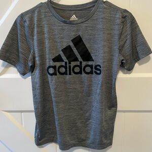 Boys adidas t shirt size M 10/12